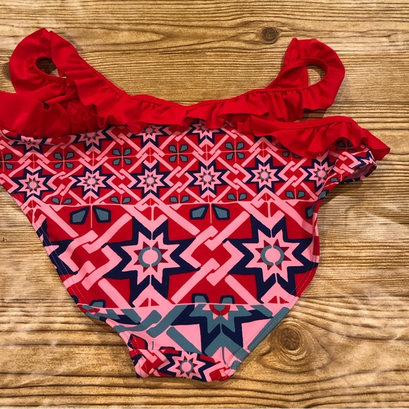 Vero Moda NWT Daisy bikini.  Large Top.  Medium Tanga bottom - Picture 14 of 15